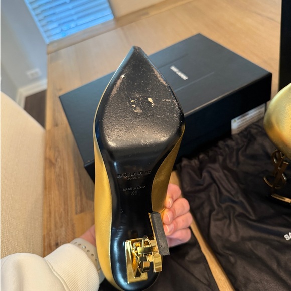 YSL Gold Opyum pumps. Size 41. Like new with box and receipt. Very light use. - Picture 5 of 6